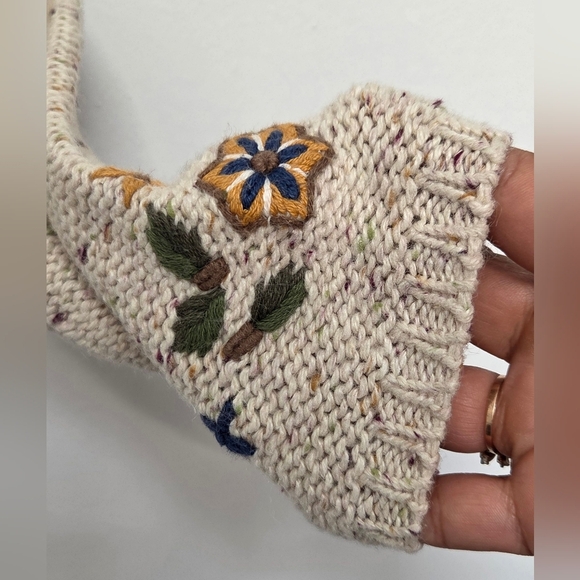 Vintage Fiberwork HandEmbroidered Floral Cream Open Button Cardigan Sweater Sz M - Picture 7 of 10